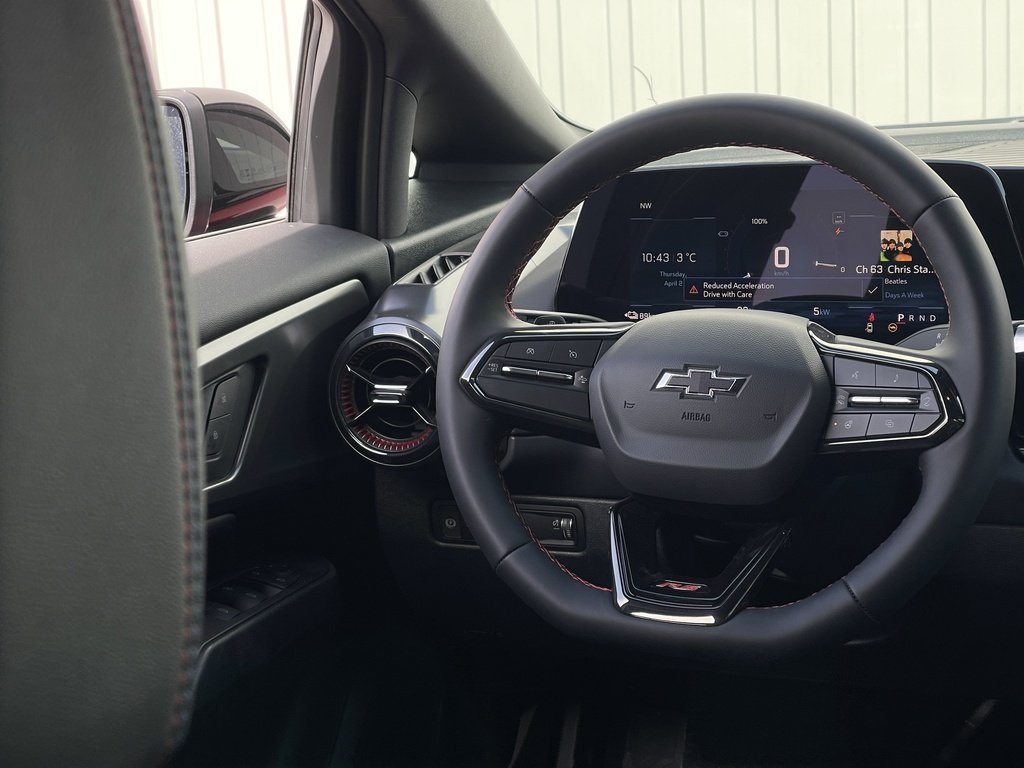 2026 Chevrolet Equinox EV in Joliette, Quebec - 12 - w1024h768px