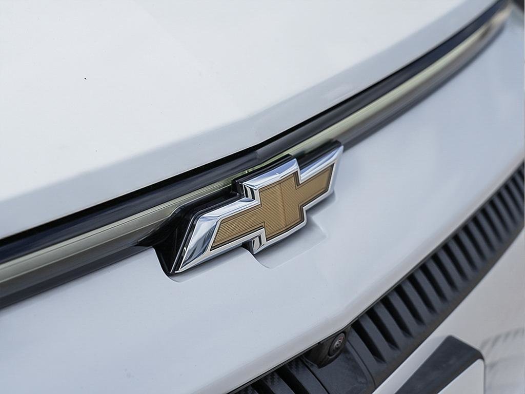 2026 Chevrolet Equinox EV in Joliette, Quebec - 8 - w1024h768px