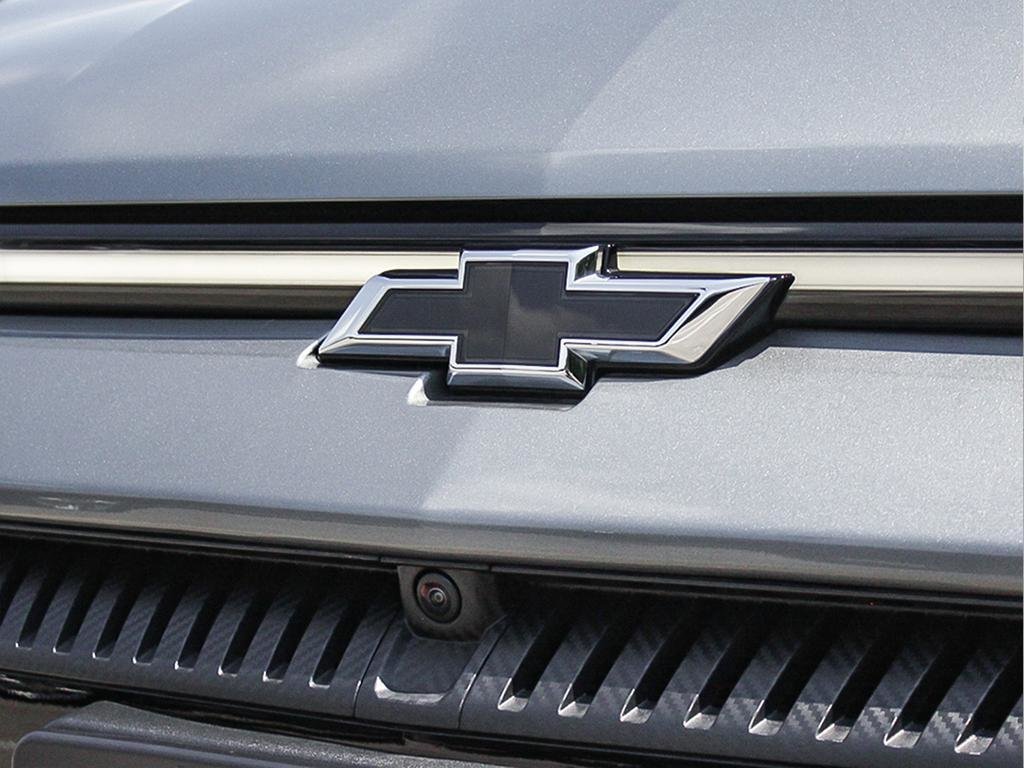 2026 Chevrolet Equinox EV in Joliette, Quebec - 8 - w1024h768px