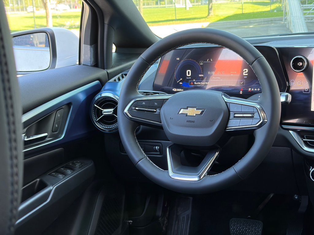 Chevrolet Equinox EV  2026 à Joliette, Québec - 13 - w1024h768px