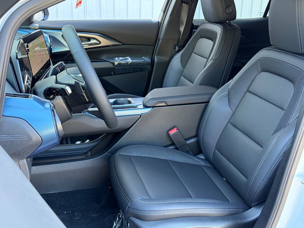 Chevrolet Equinox EV  2026 à Joliette, Québec - 9 - w1024h768px