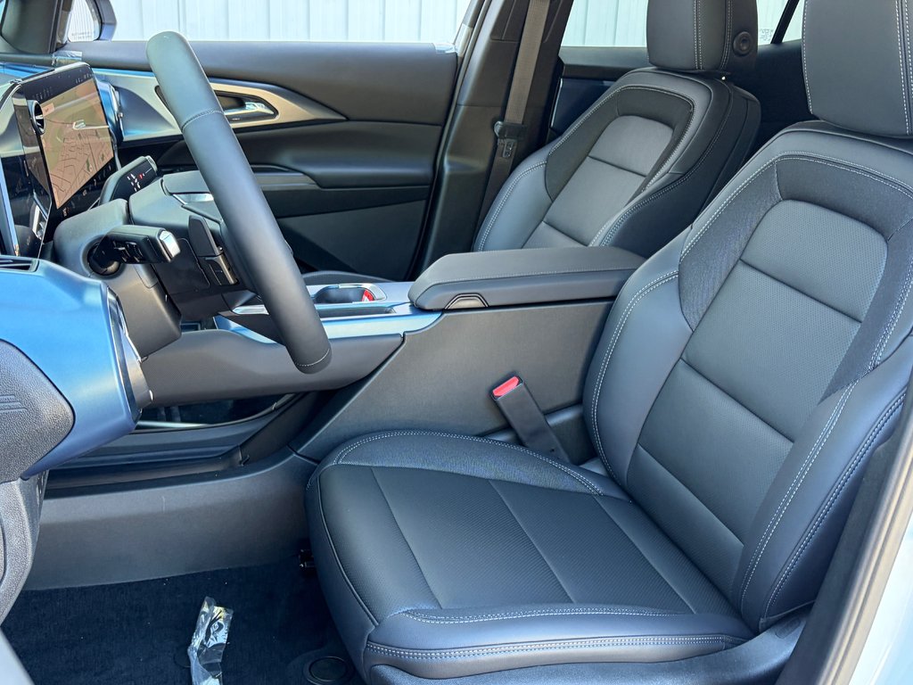 Chevrolet Equinox EV  2026 à Joliette, Québec - 9 - w1024h768px