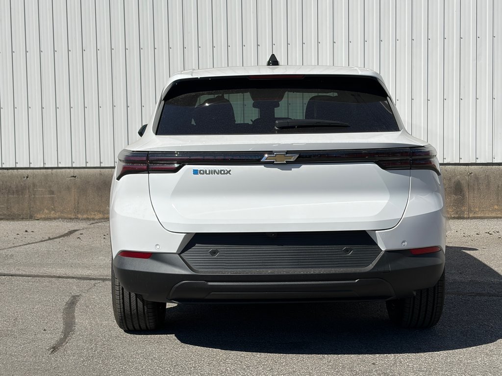 2027 Chevrolet Equinox EV in Joliette, Quebec - 5 - w1024h768px