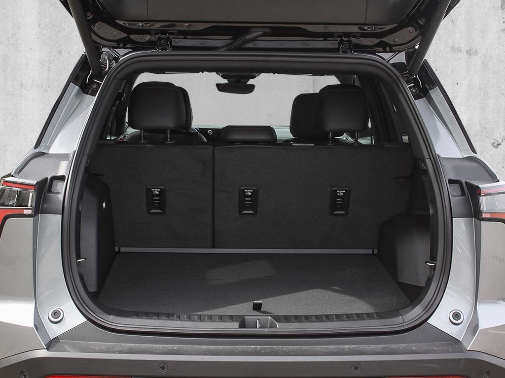 2025 Chevrolet Equinox in Joliette, Quebec - 7 - w1024h768px