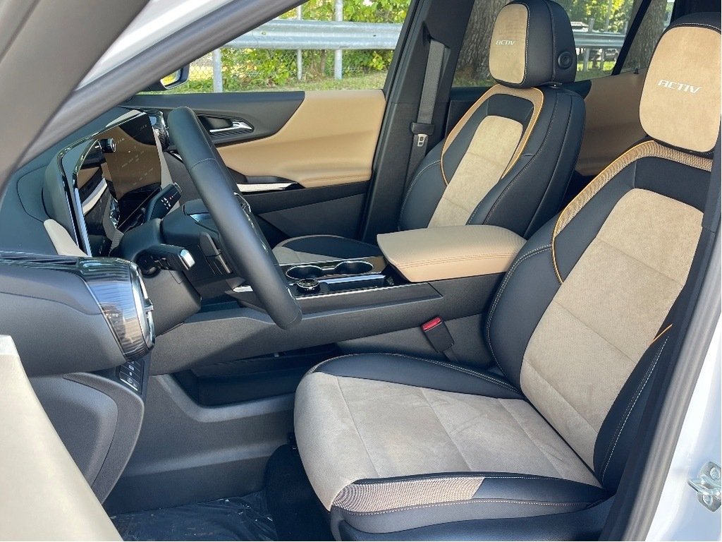 Chevrolet Equinox  2026 à Joliette, Québec - 10 - w1024h768px