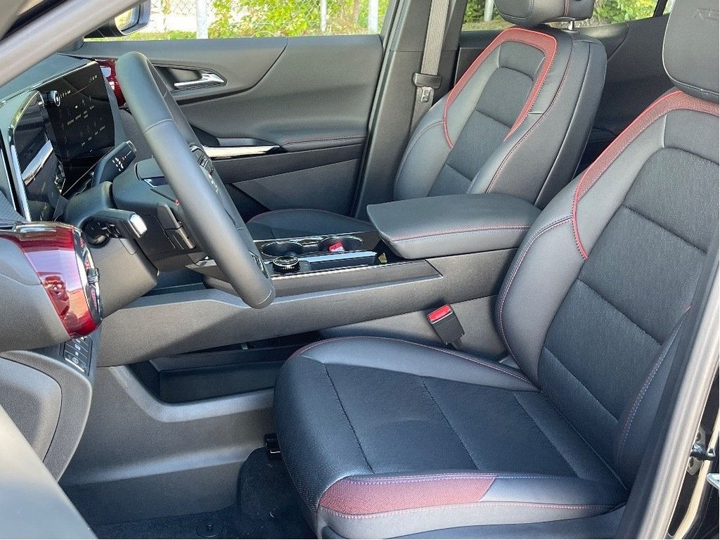 Chevrolet Equinox  2026 à Joliette, Québec - 10 - w1024h768px
