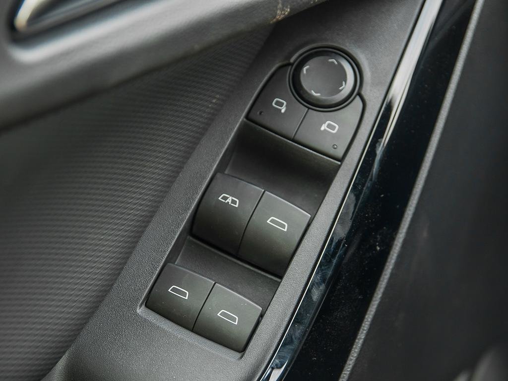 2026 Chevrolet Equinox in Joliette, Quebec - 16 - w1024h768px