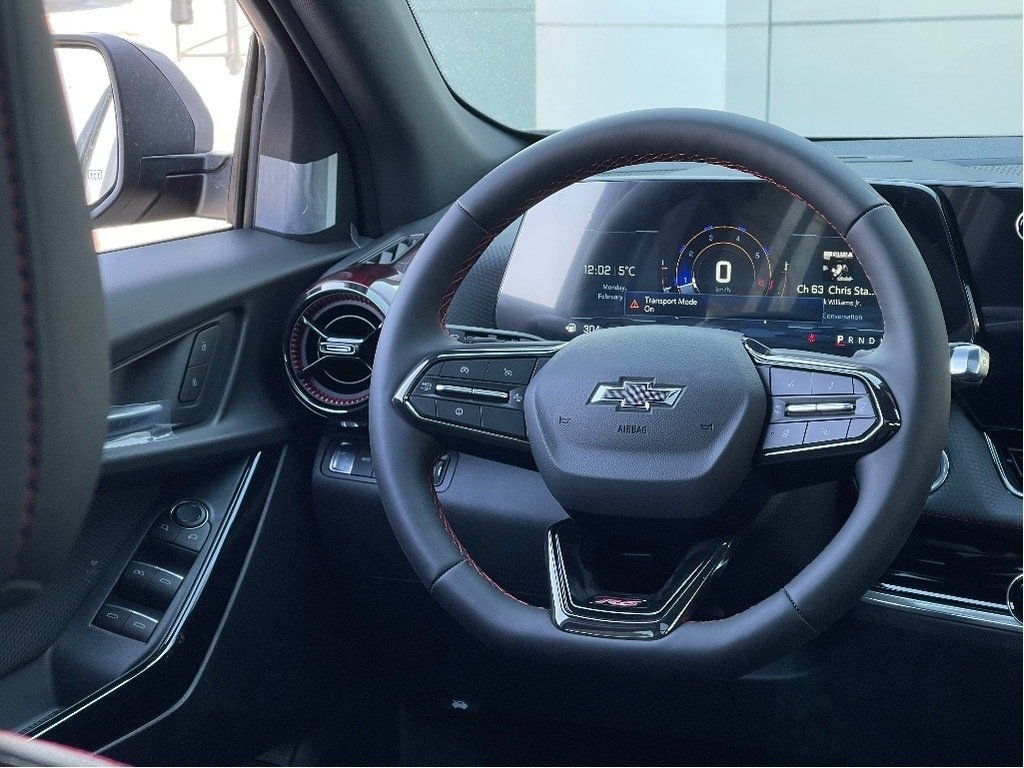 2026 Chevrolet Equinox in Joliette, Quebec - 14 - w1024h768px