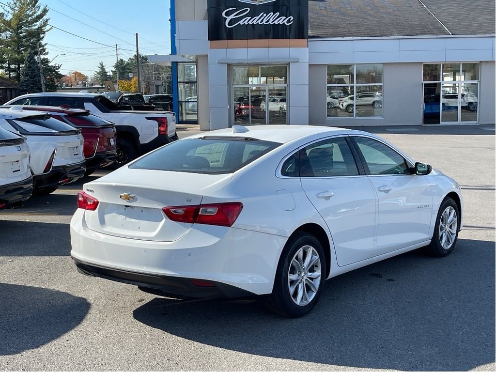 2024 Chevrolet Malibu in Joliette, Quebec - 4 - w1024h768px