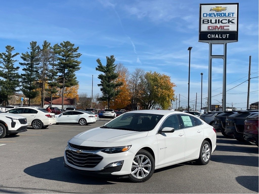 2024 Chevrolet Malibu in Joliette, Quebec - 1 - w1024h768px