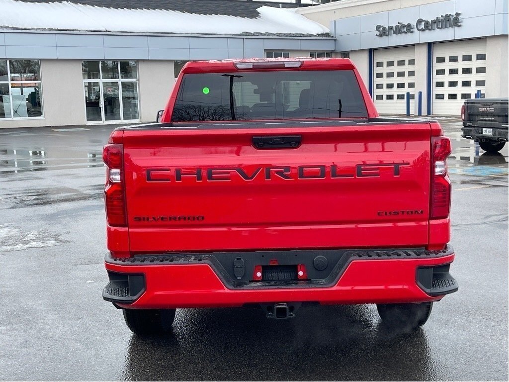 Chevrolet Silverado 1500  2024 à Joliette, Québec - 5 - w1024h768px