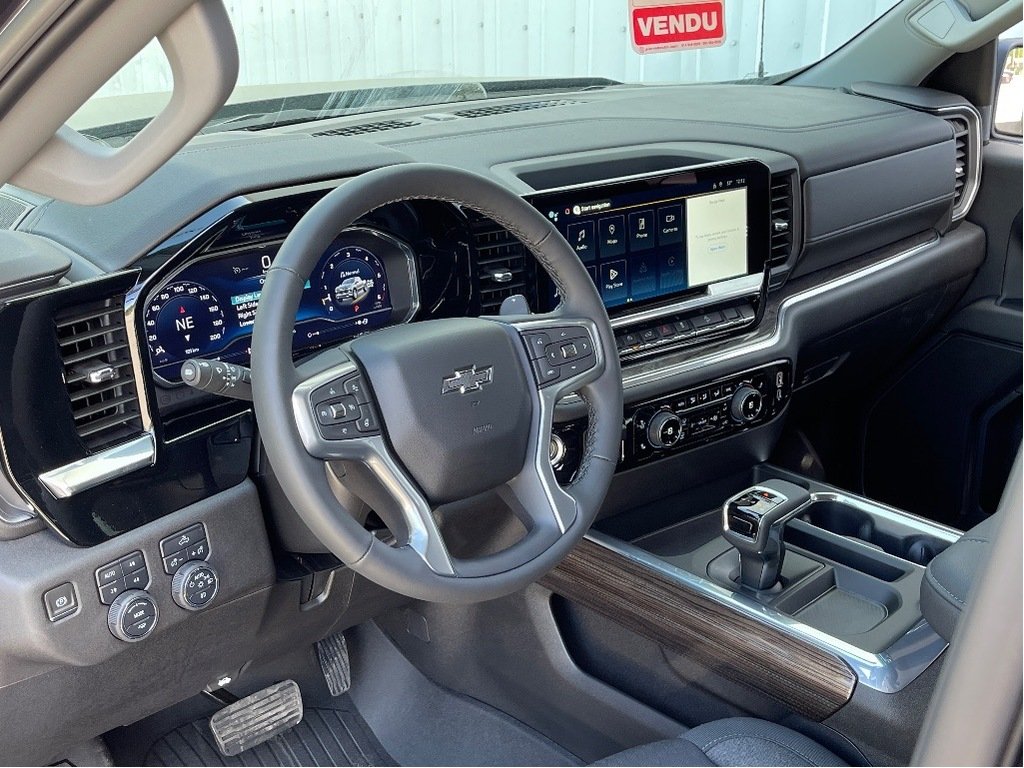 2024 Chevrolet Silverado 1500 in Joliette, Quebec - 8 - w1024h768px