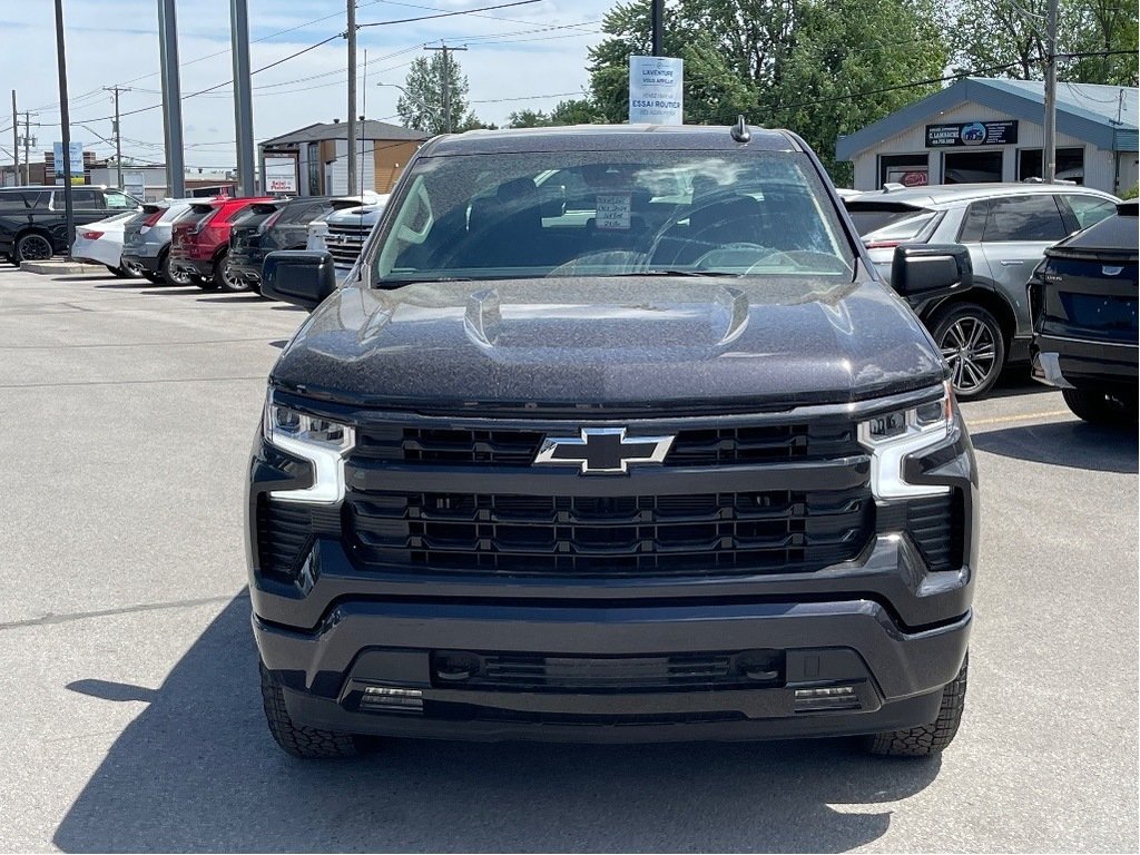 2024 Chevrolet Silverado 1500 in Joliette, Quebec - 2 - w1024h768px