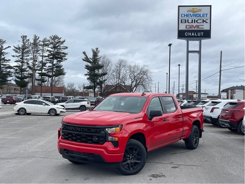 Chevrolet Silverado 1500  2024 à Joliette, Québec - 1 - w1024h768px