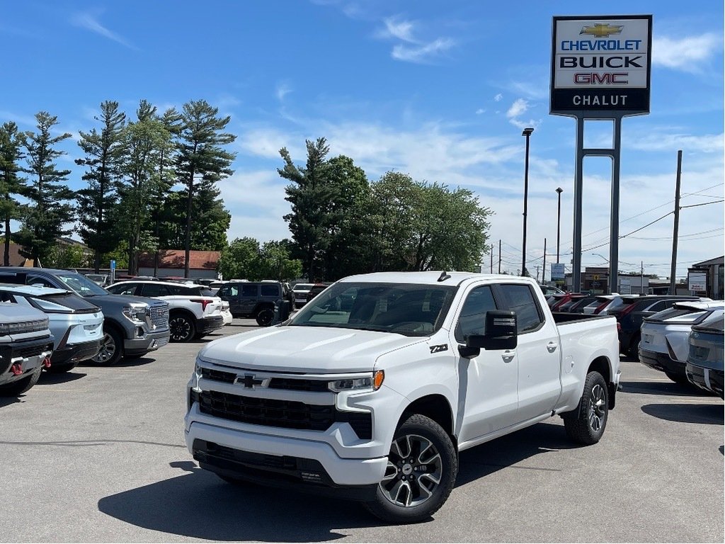 2024 Chevrolet Silverado 1500 in Joliette, Quebec - 1 - w1024h768px