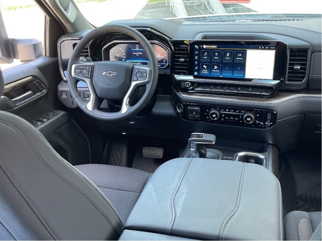 2024 Chevrolet Silverado 1500 in Joliette, Quebec - 11 - w1024h768px