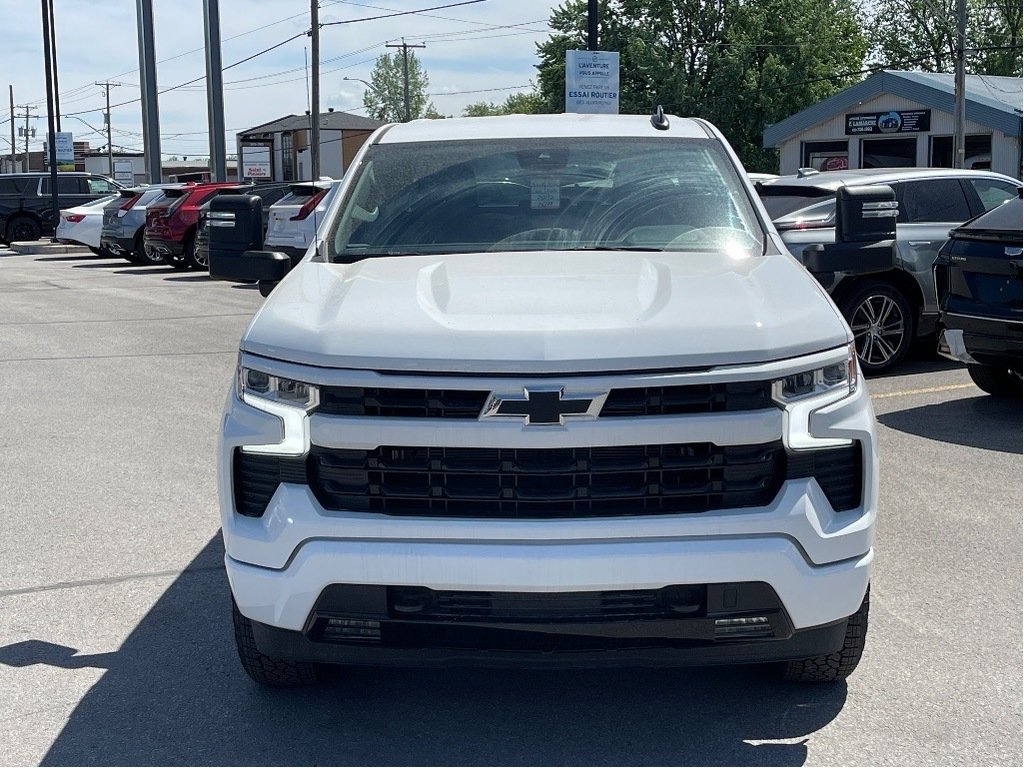 2024 Chevrolet Silverado 1500 in Joliette, Quebec - 2 - w1024h768px