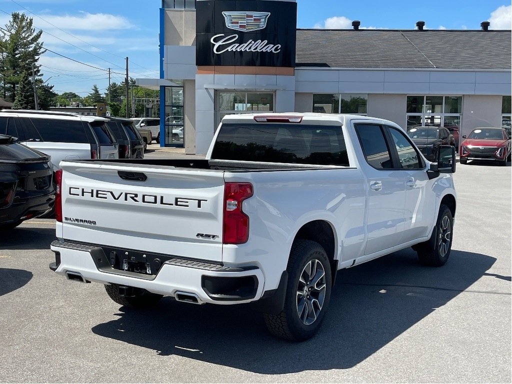 2024 Chevrolet Silverado 1500 in Joliette, Quebec - 4 - w1024h768px