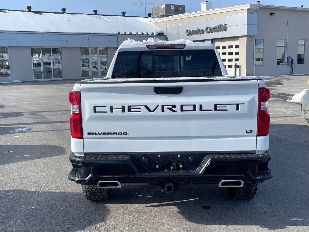 Chevrolet Silverado 1500  2024 à Joliette, Québec - 5 - w1024h768px