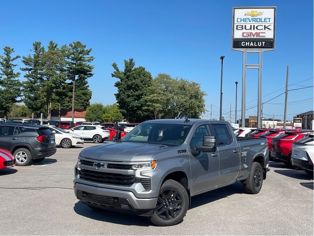 2024 Chevrolet Silverado 1500 in Joliette, Quebec - 1 - w1024h768px