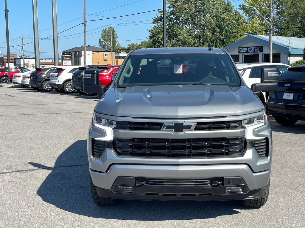 2024 Chevrolet Silverado 1500 in Joliette, Quebec - 2 - w1024h768px