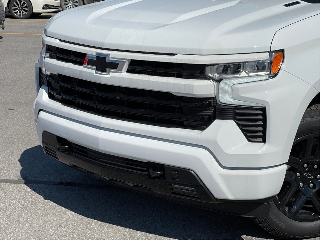 2024 Chevrolet Silverado 1500 in Joliette, Quebec - 6 - w1024h768px