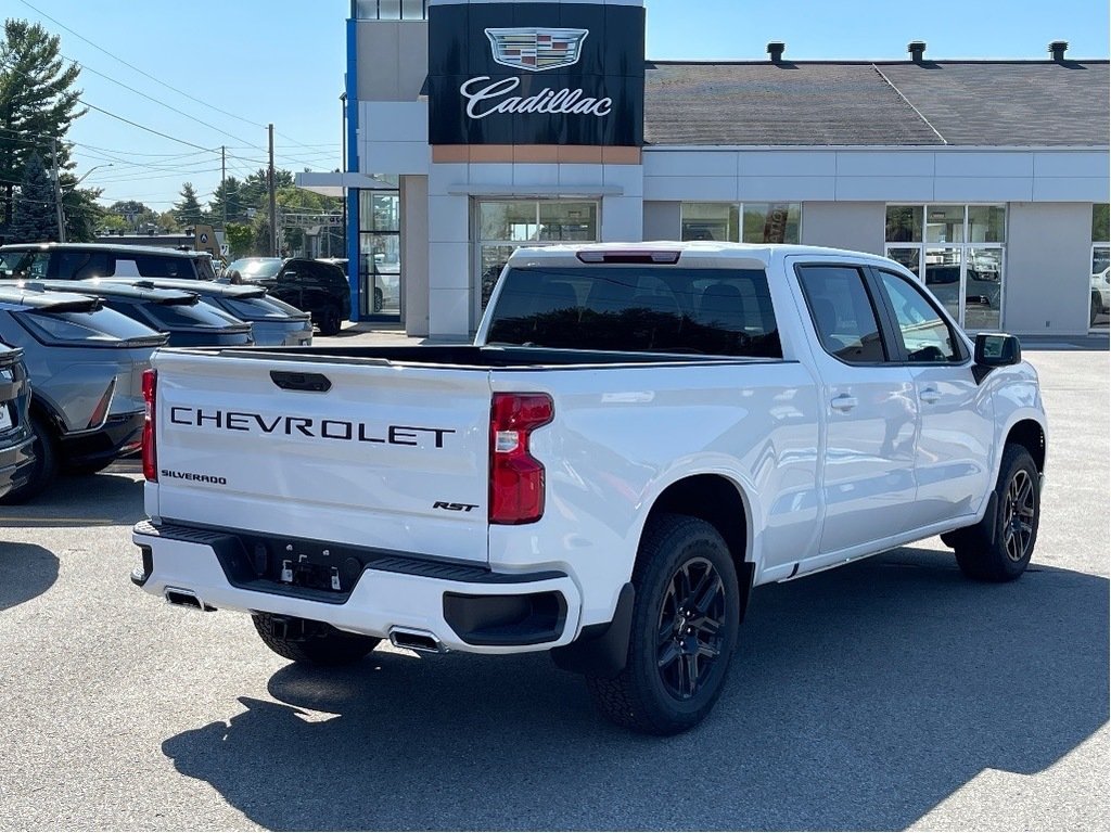 Chevrolet Silverado 1500  2024 à Joliette, Québec - 4 - w1024h768px