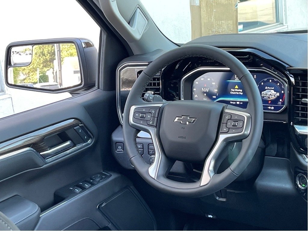 2024 Chevrolet Silverado 1500 in Joliette, Quebec - 14 - w1024h768px