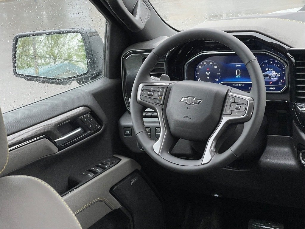 2025 Chevrolet Silverado 1500 in Joliette, Quebec - 15 - w1024h768px