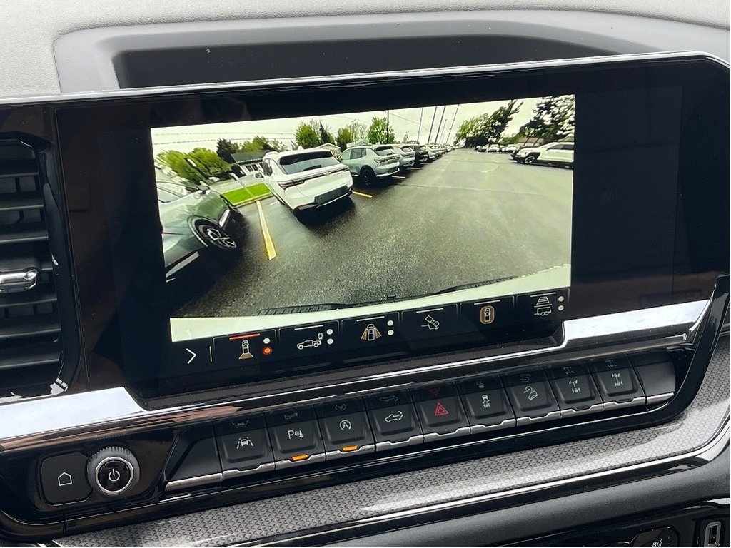 2025 Chevrolet Silverado 1500 in Joliette, Quebec - 18 - w1024h768px