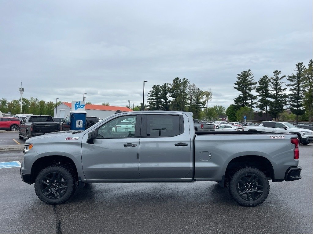 2025 Chevrolet Silverado 1500 in Joliette, Quebec - 3 - w1024h768px