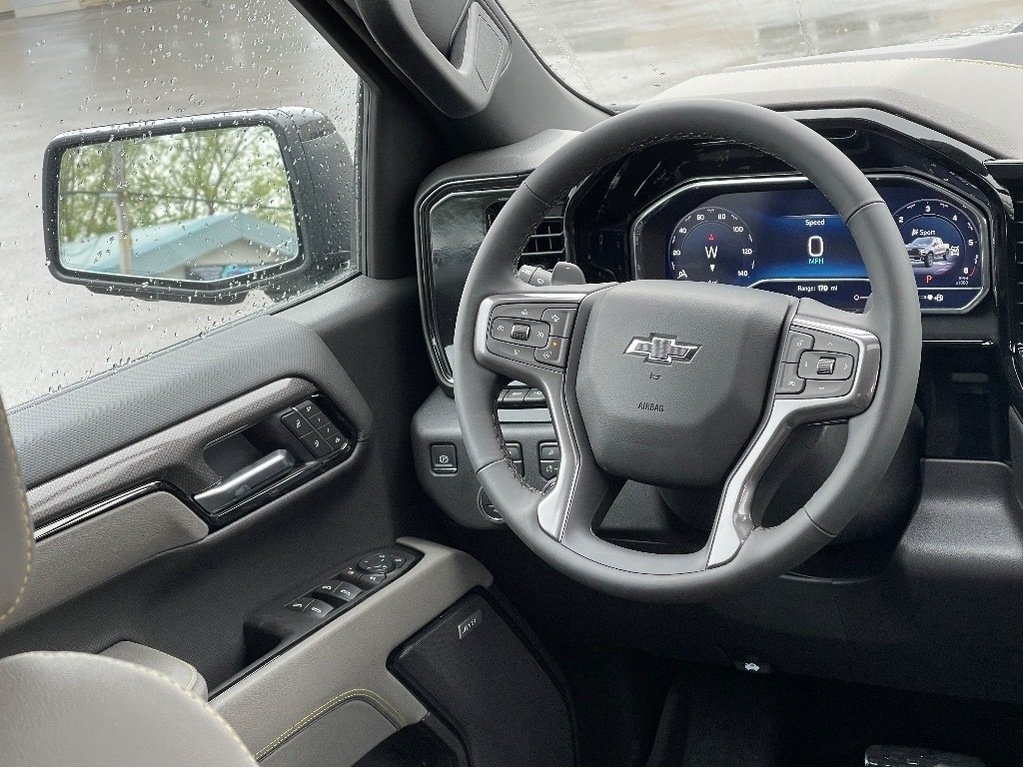 2025 Chevrolet Silverado 1500 in Joliette, Quebec - 15 - w1024h768px