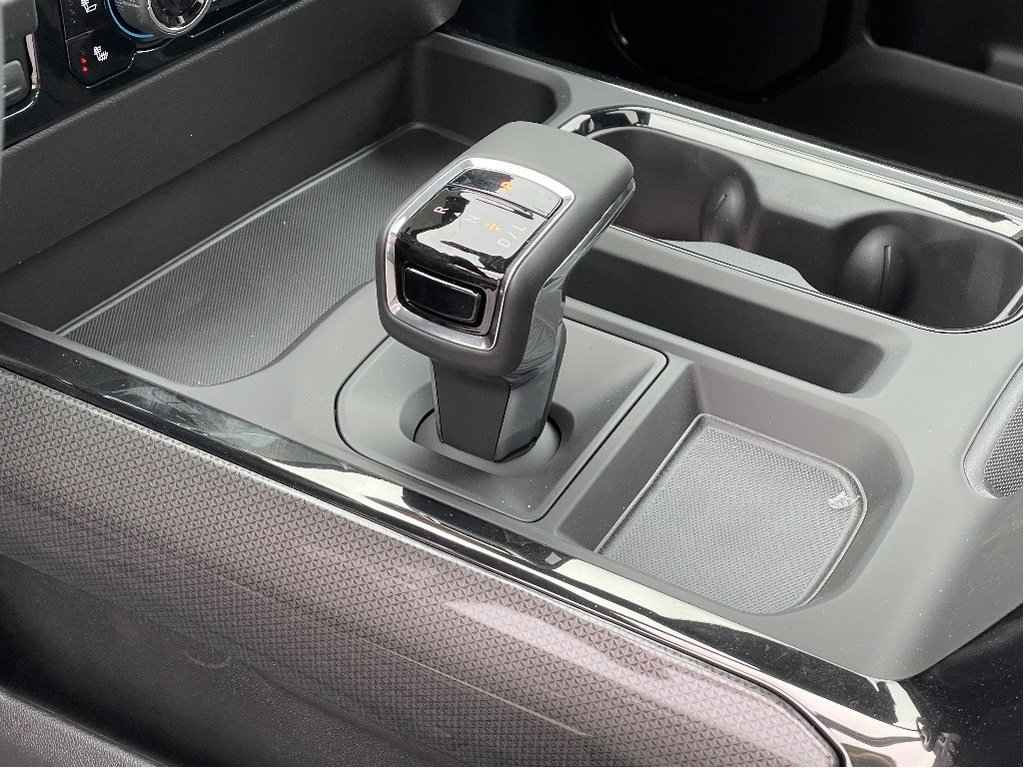 2025 Chevrolet Silverado 1500 in Joliette, Quebec - 21 - w1024h768px