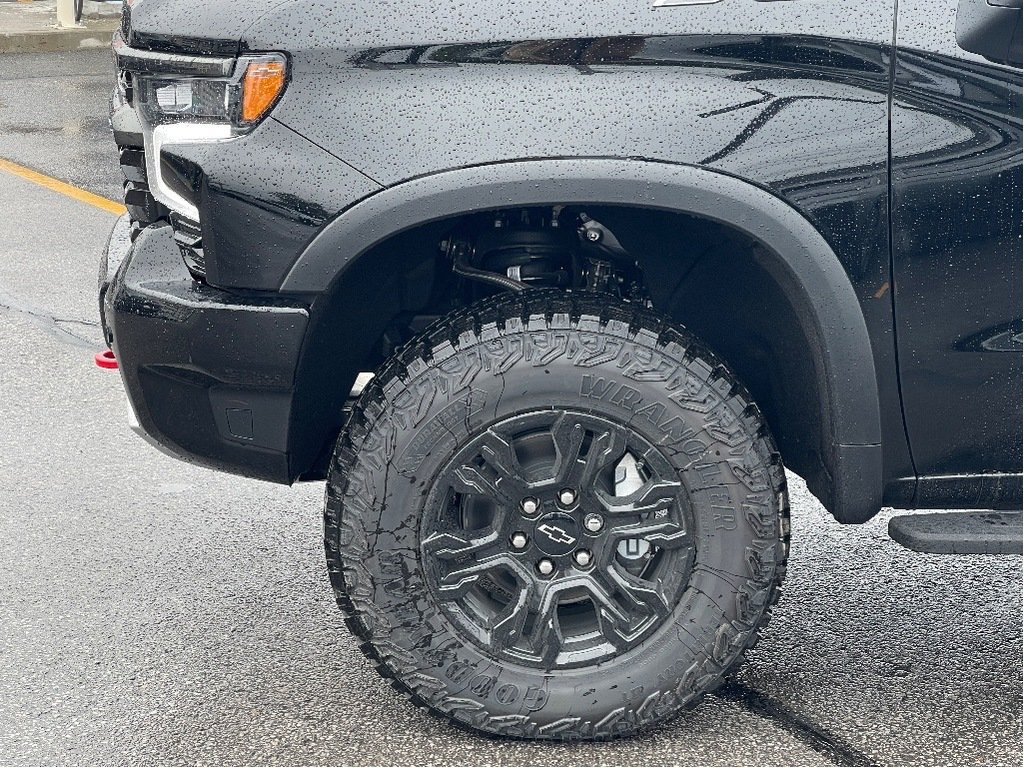 2025 Chevrolet Silverado 1500 in Joliette, Quebec - 7 - w1024h768px