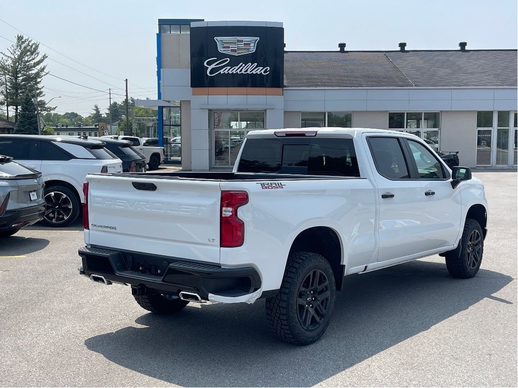 Chevrolet Silverado 1500  2025 à Joliette, Québec - 4 - w1024h768px
