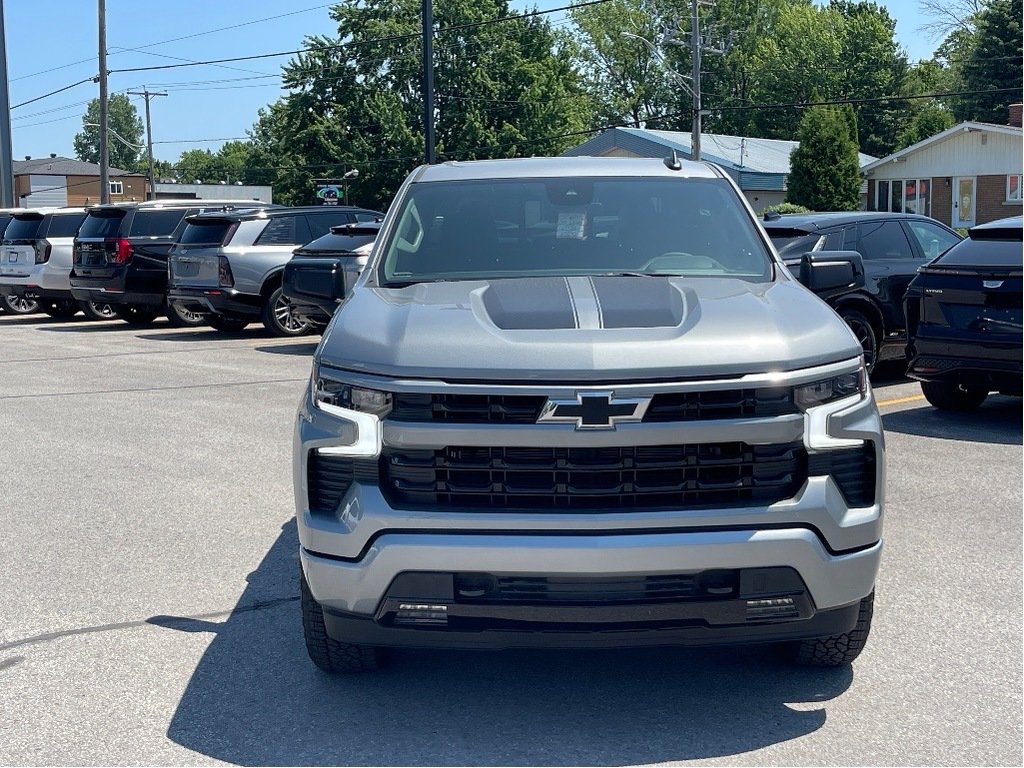 Chevrolet Silverado 1500  2025 à Joliette, Québec - 2 - w1024h768px