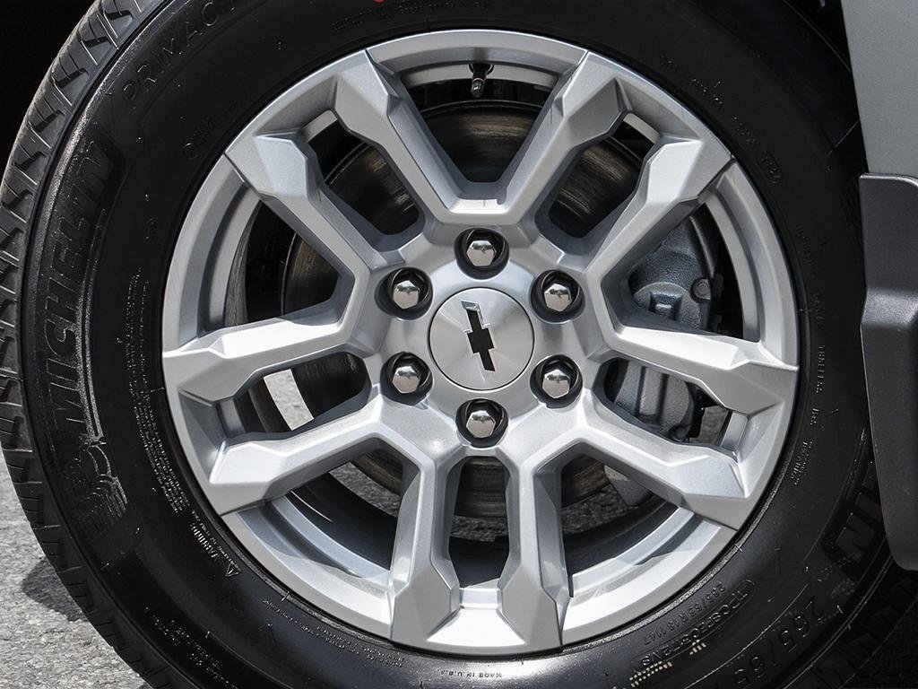 Chevrolet Silverado 1500  2025 à Joliette, Québec - 8 - w1024h768px
