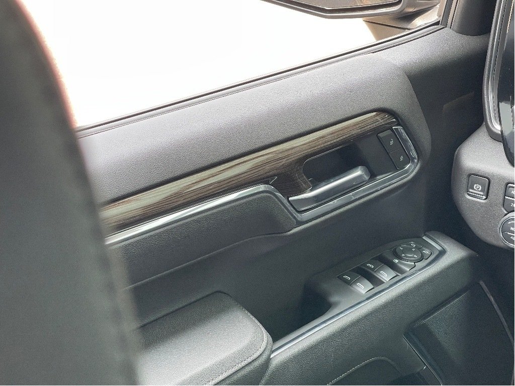 2025 Chevrolet Silverado 1500 in Joliette, Quebec - 12 - w1024h768px