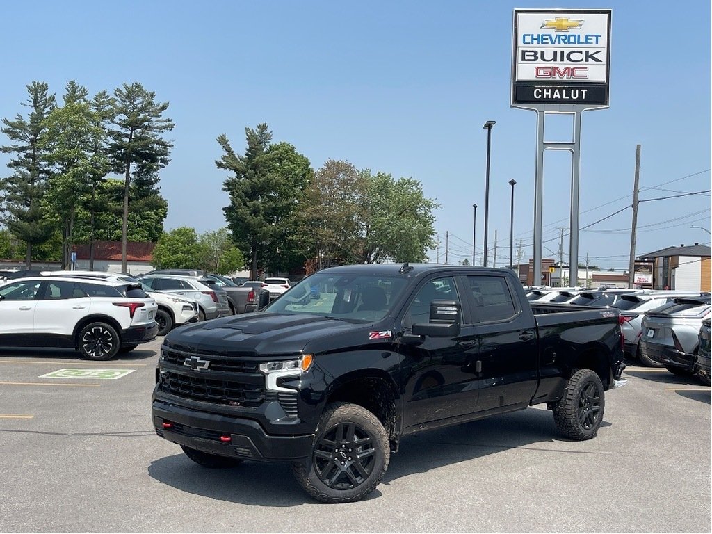 Chevrolet Silverado 1500  2025 à Joliette, Québec - 1 - w1024h768px