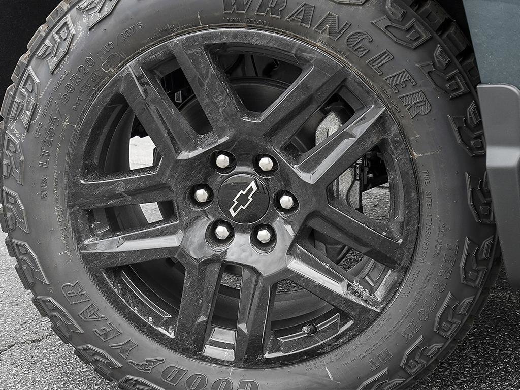 2025 Chevrolet Silverado 1500 in Joliette, Quebec - 8 - w1024h768px
