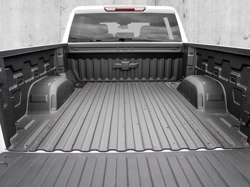 Chevrolet Silverado 1500  2025 à Joliette, Québec - 7 - w1024h768px