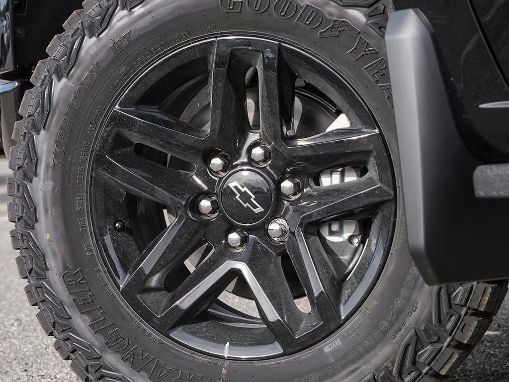 2025 Chevrolet Silverado 1500 in Joliette, Quebec - 7 - w1024h768px