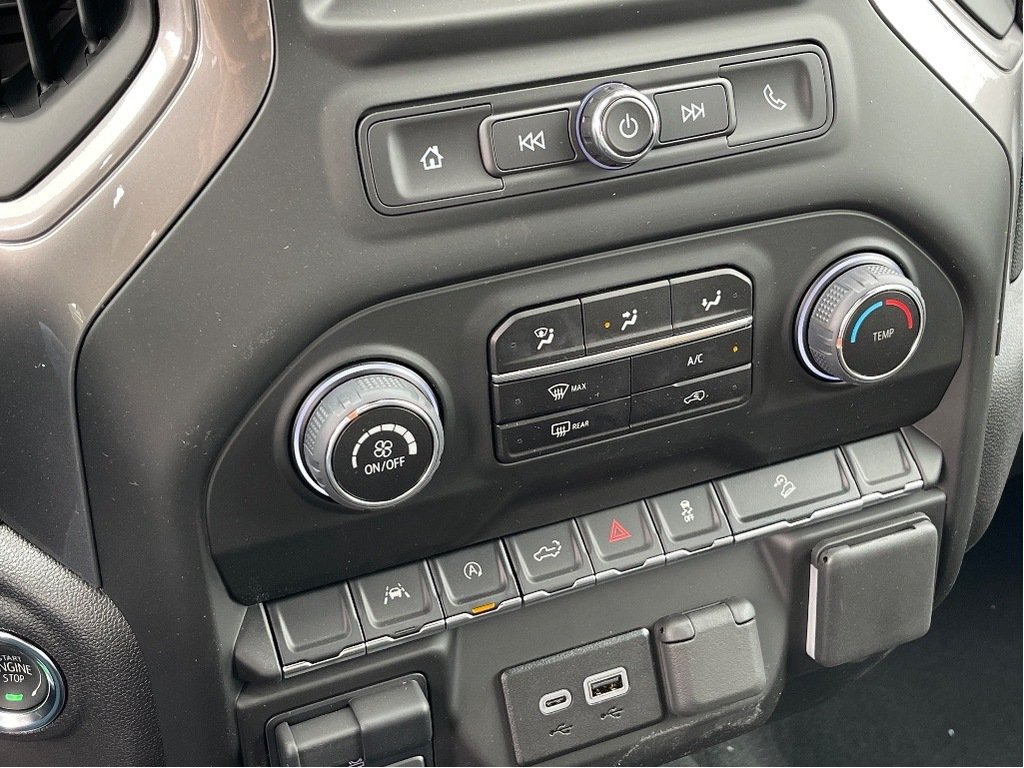 2025 Chevrolet Silverado 1500 in Joliette, Quebec - 18 - w1024h768px