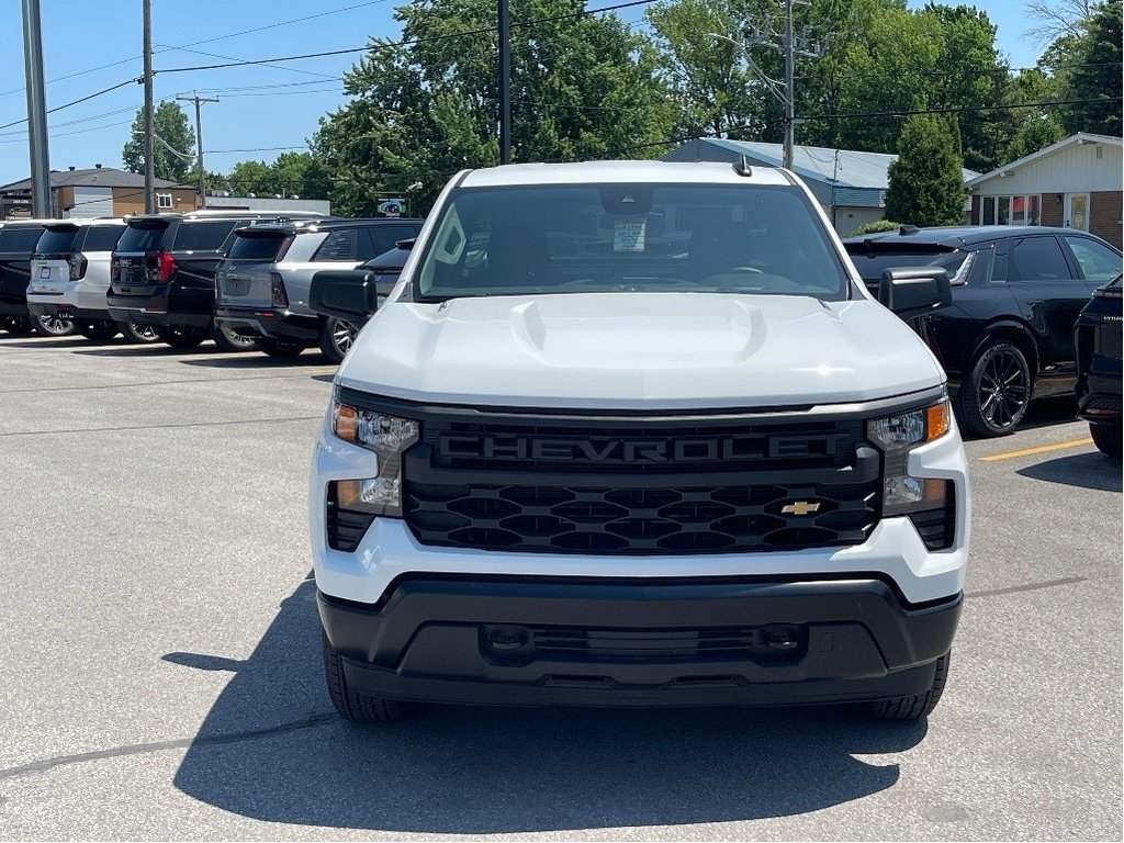 Chevrolet Silverado 1500  2025 à Joliette, Québec - 2 - w1024h768px
