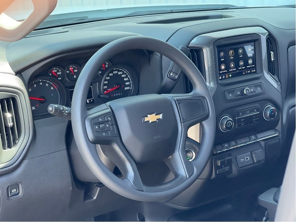 Chevrolet Silverado 1500  2025 à Joliette, Québec - 12 - w1024h768px