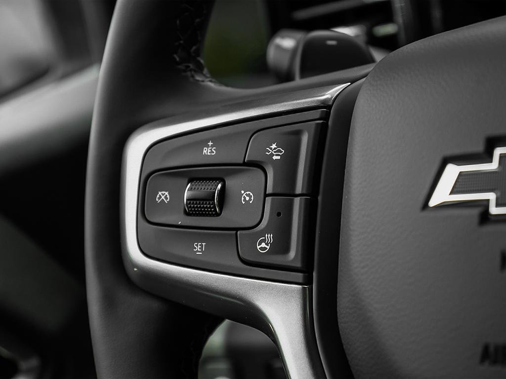 2025 Chevrolet Silverado 1500 in Joliette, Quebec - 15 - w1024h768px