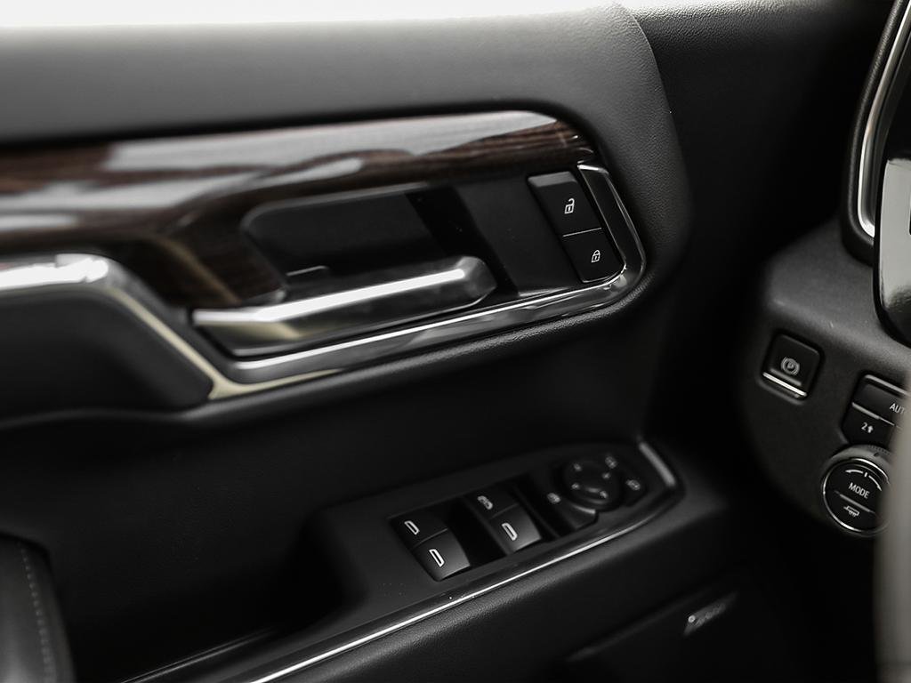 2025 Chevrolet Silverado 1500 in Joliette, Quebec - 16 - w1024h768px