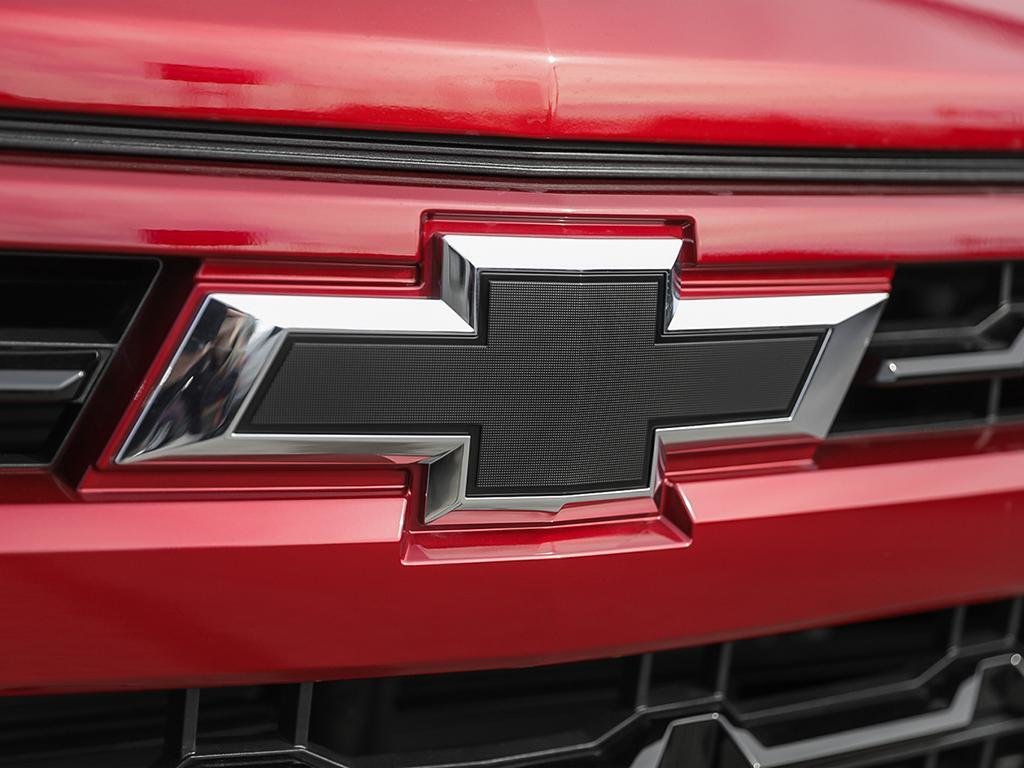 2025 Chevrolet Silverado 1500 in Joliette, Quebec - 9 - w1024h768px