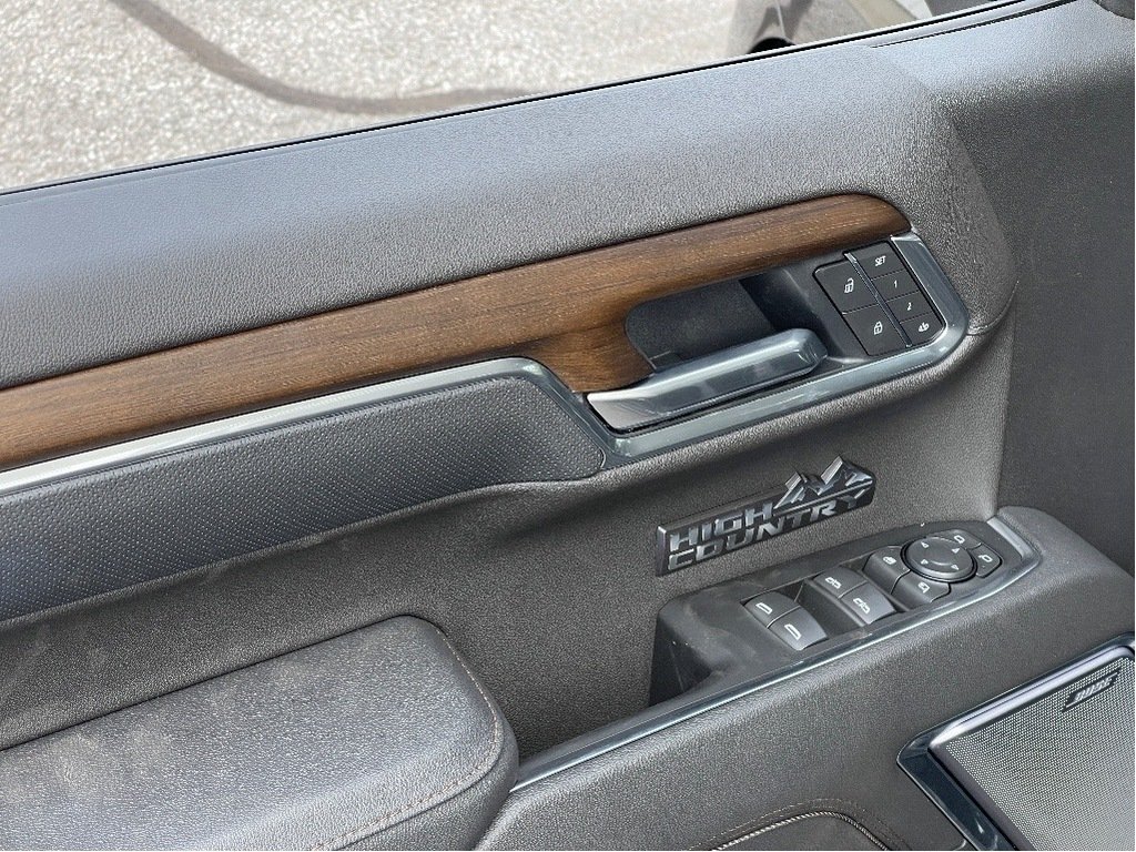 2026 Chevrolet Silverado 1500 in Joliette, Quebec - 13 - w1024h768px