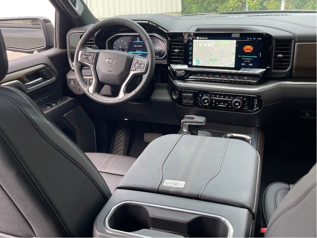 2026 Chevrolet Silverado 1500 in Joliette, Quebec - 12 - w1024h768px